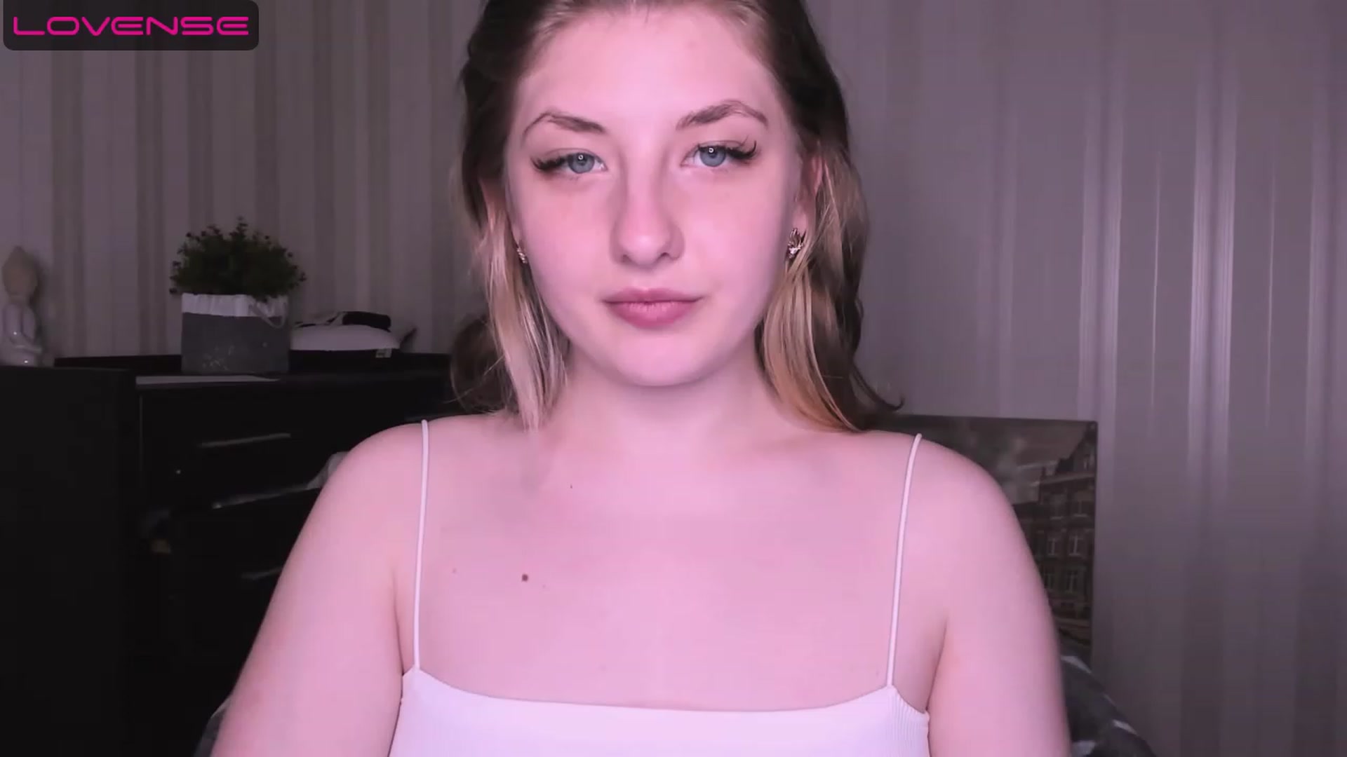 WhitePerl video thumbnail