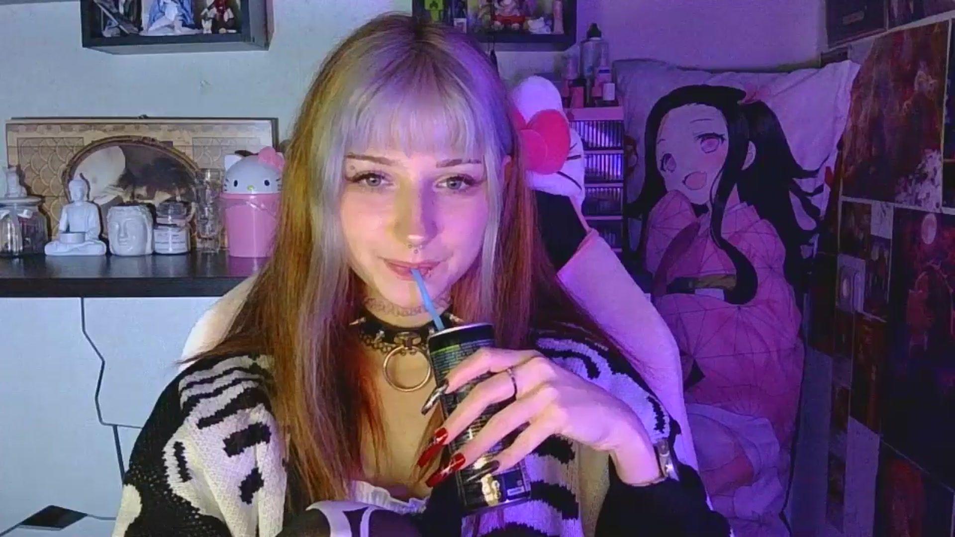 VladaMoon video thumbnail