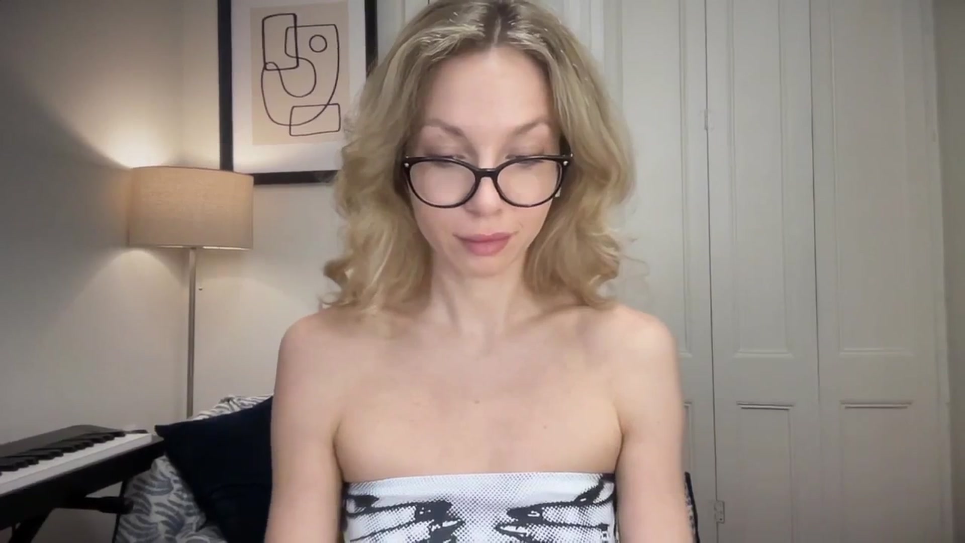 Nansyfox1 video thumbnail
