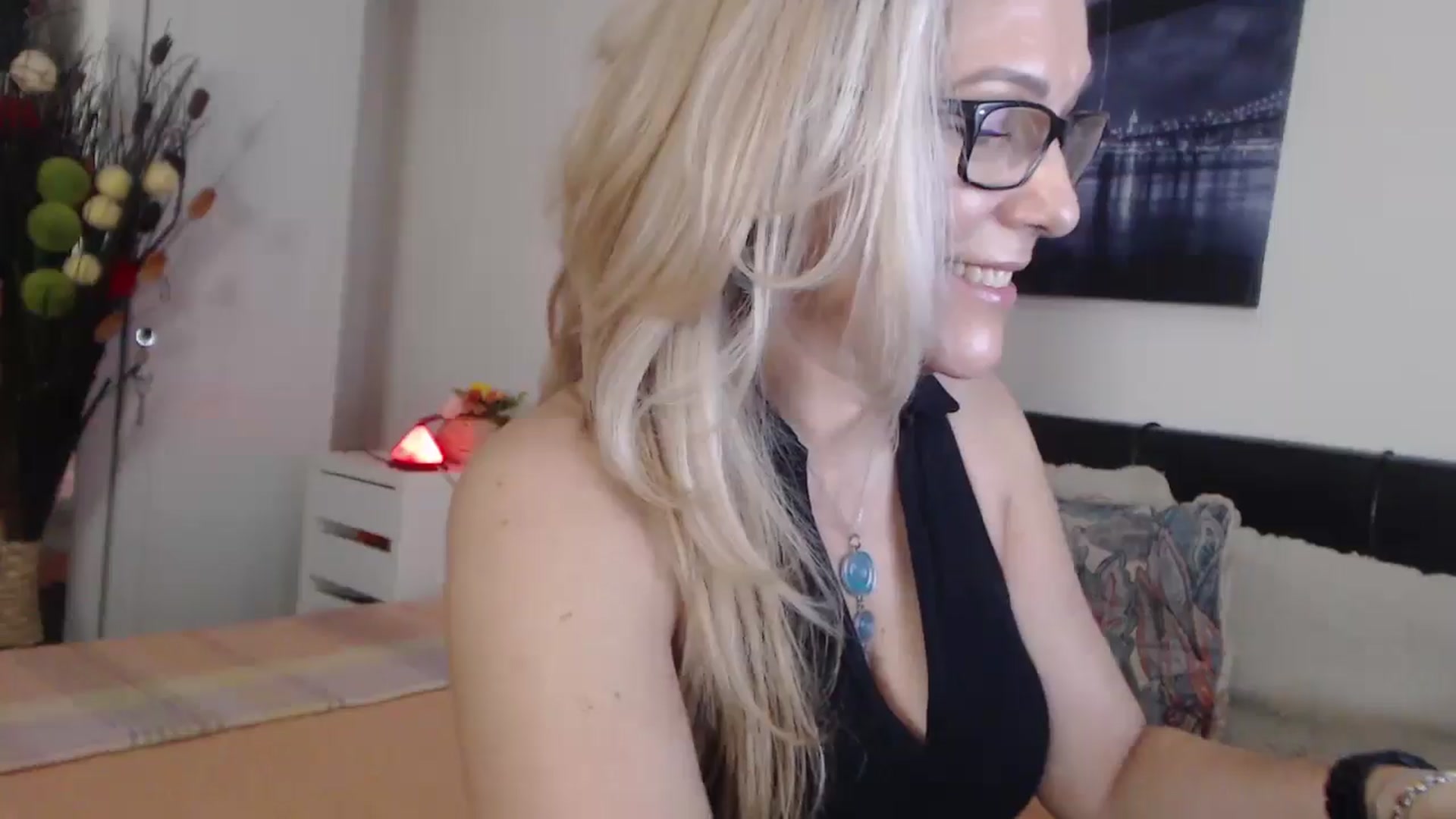 Reeya71 video thumbnail