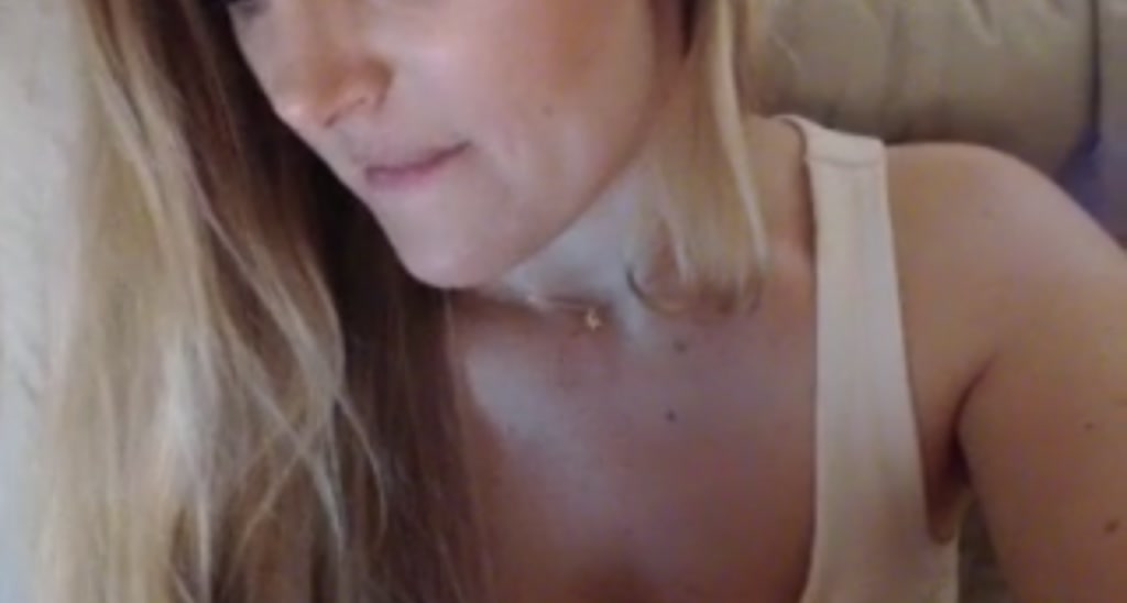 JustLily video thumbnail
