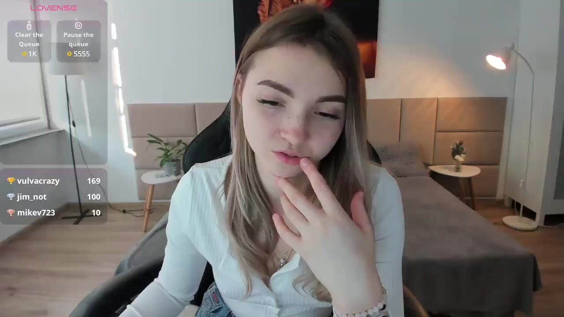 Daisyy video thumbnail