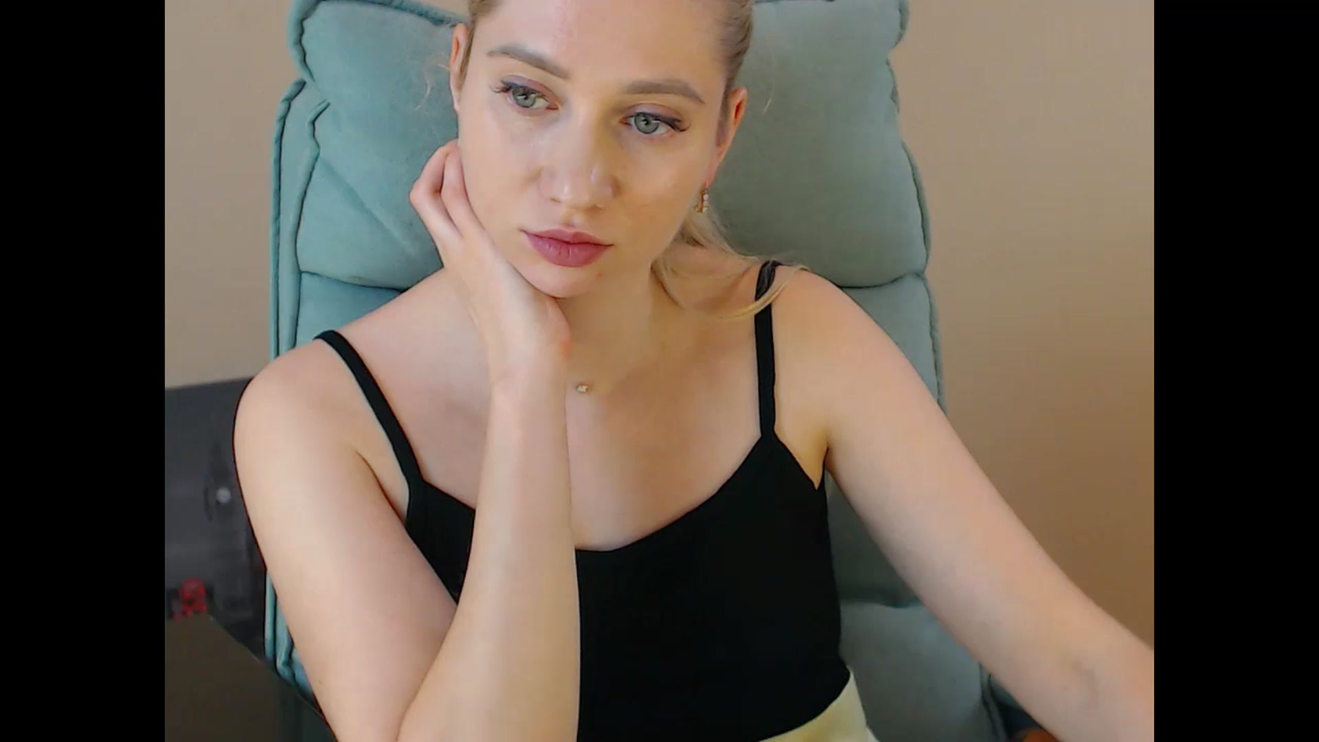 Miss_Sylvia video thumbnail
