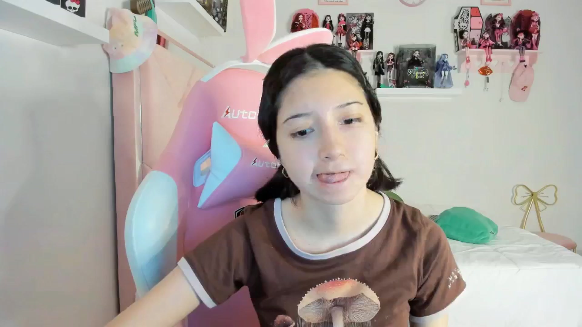 Cherrycute666 video thumbnail