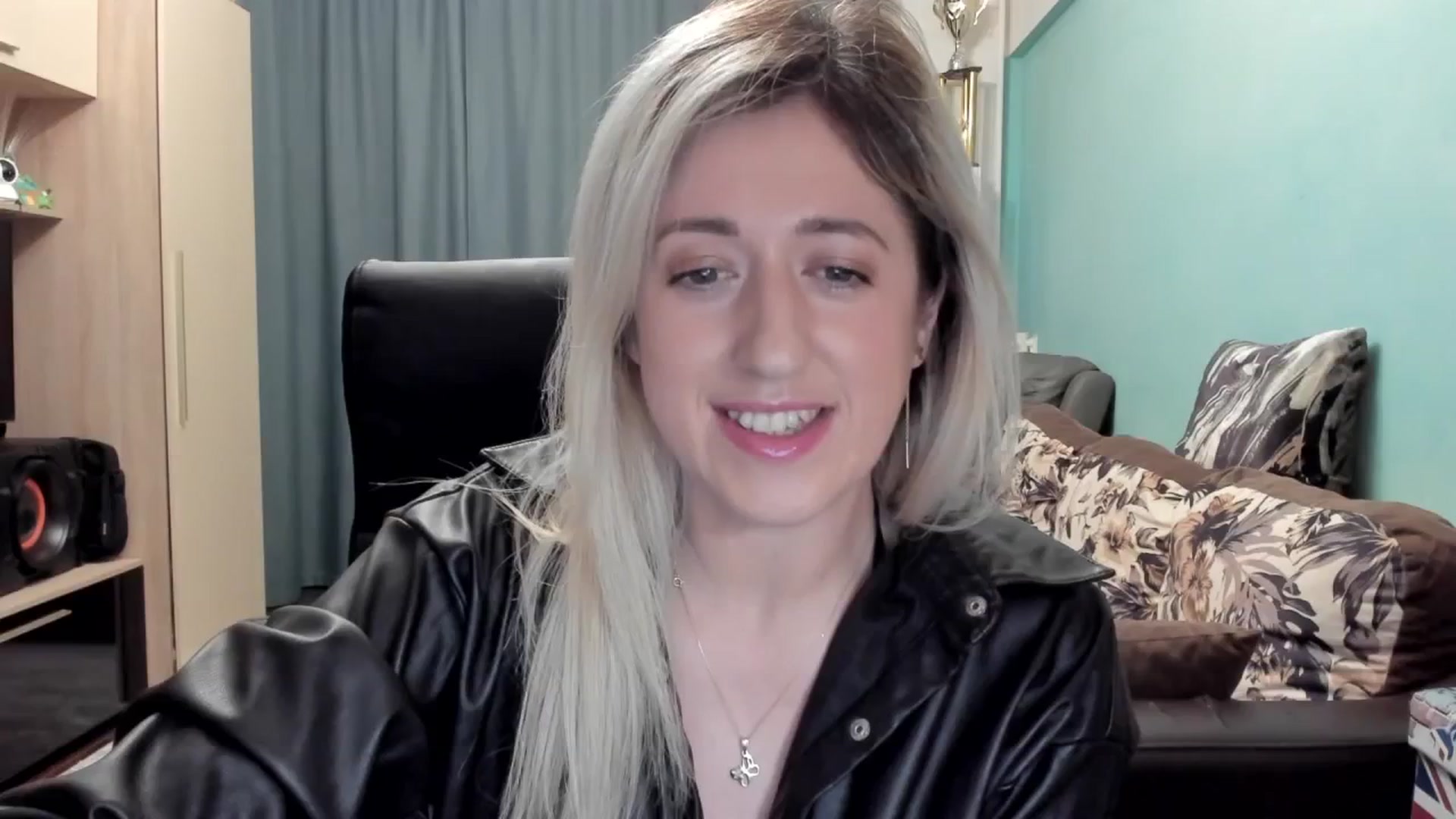 SweetDelia_ video thumbnail