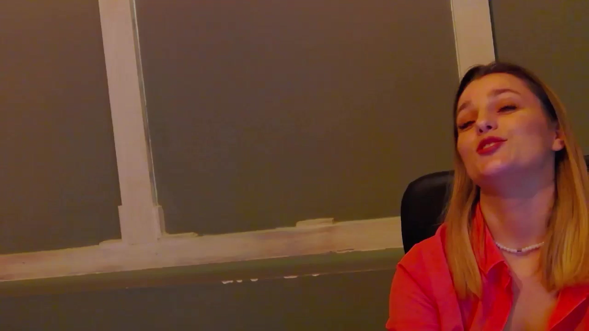 Leyla_T video thumbnail