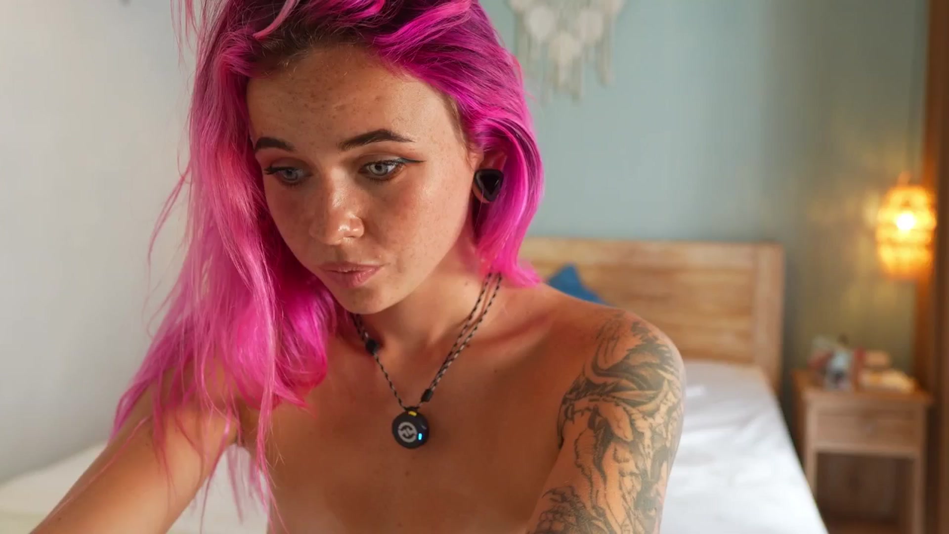 Sarah_Pink video thumbnail