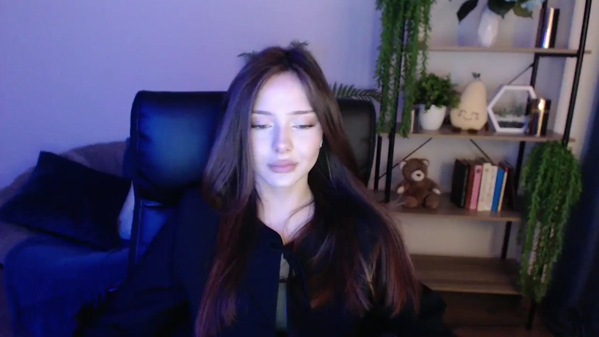 KateManelli video thumbnail
