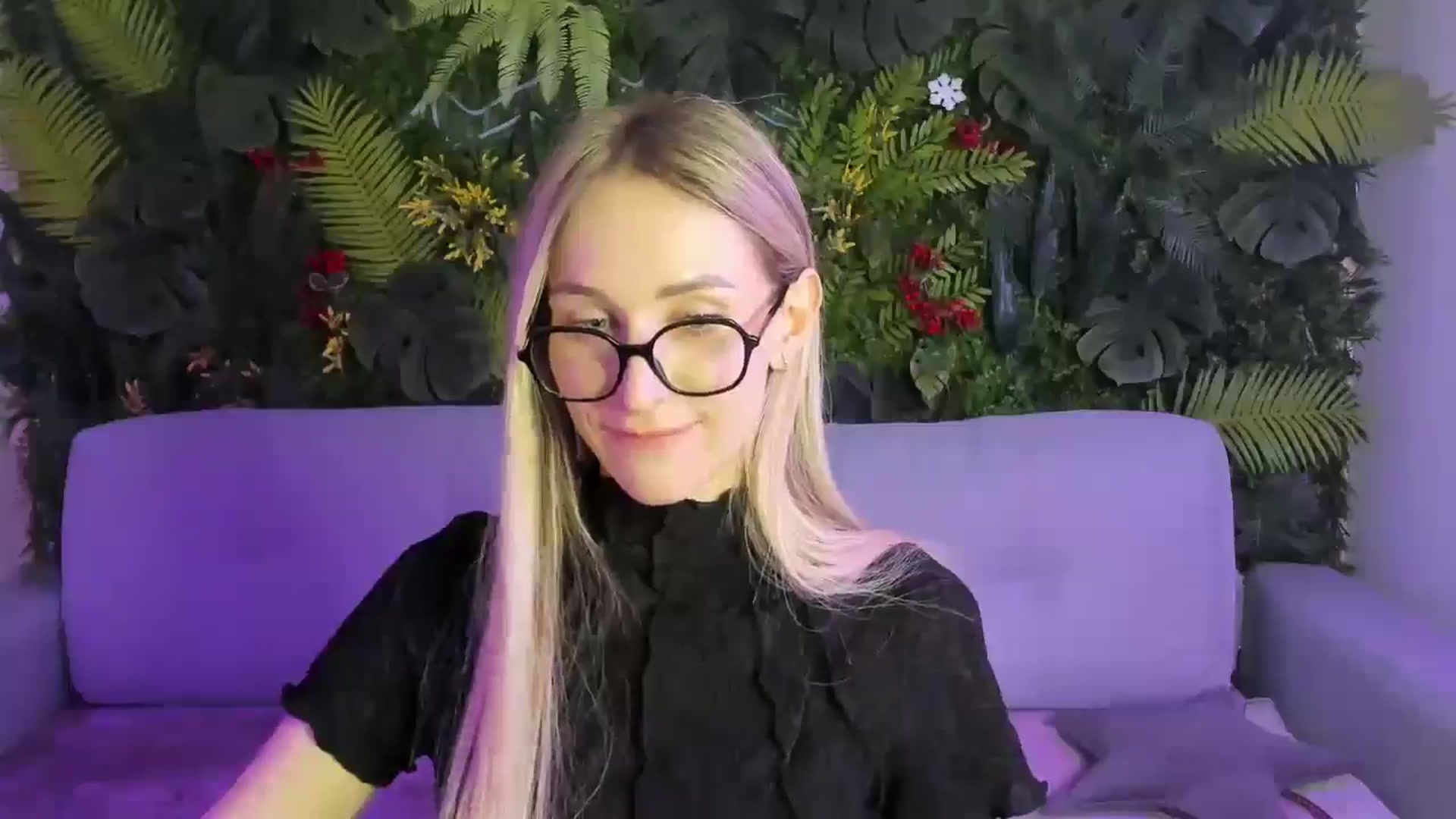 Horny_Blond video thumbnail