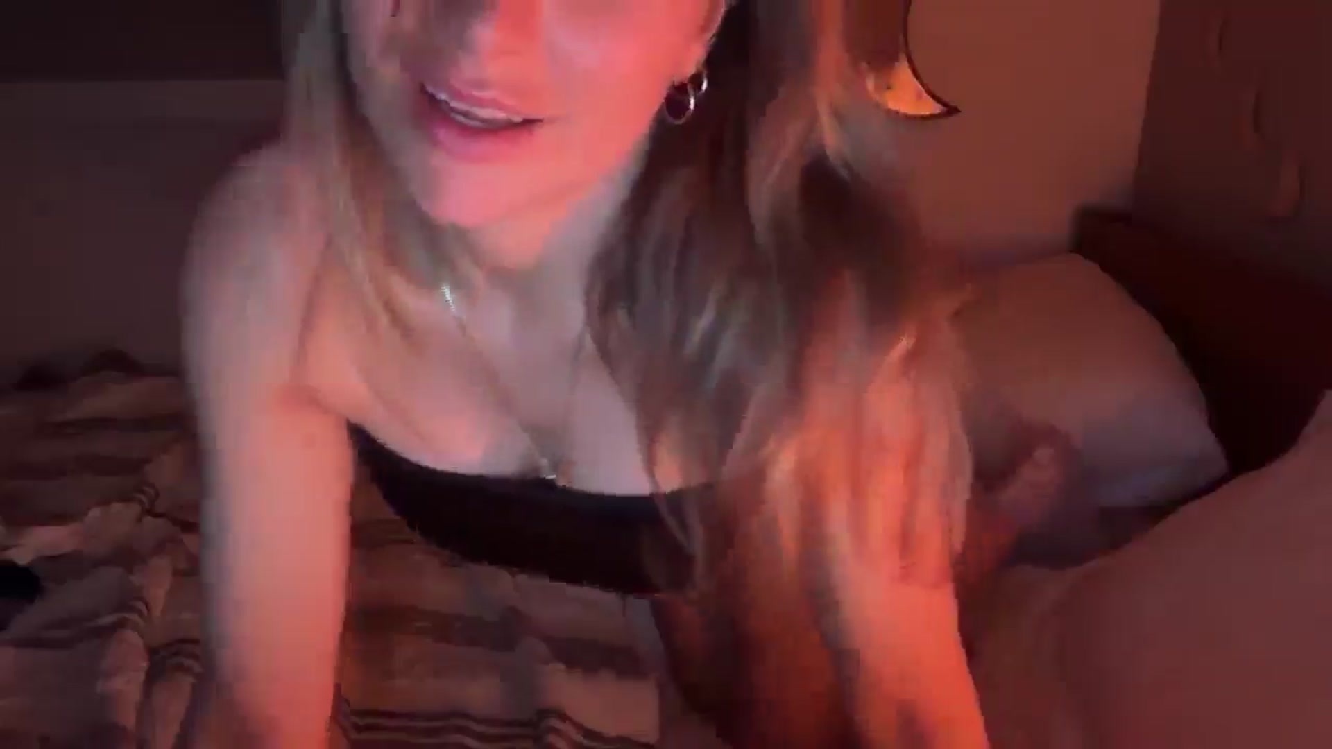 Angeleska video thumbnail