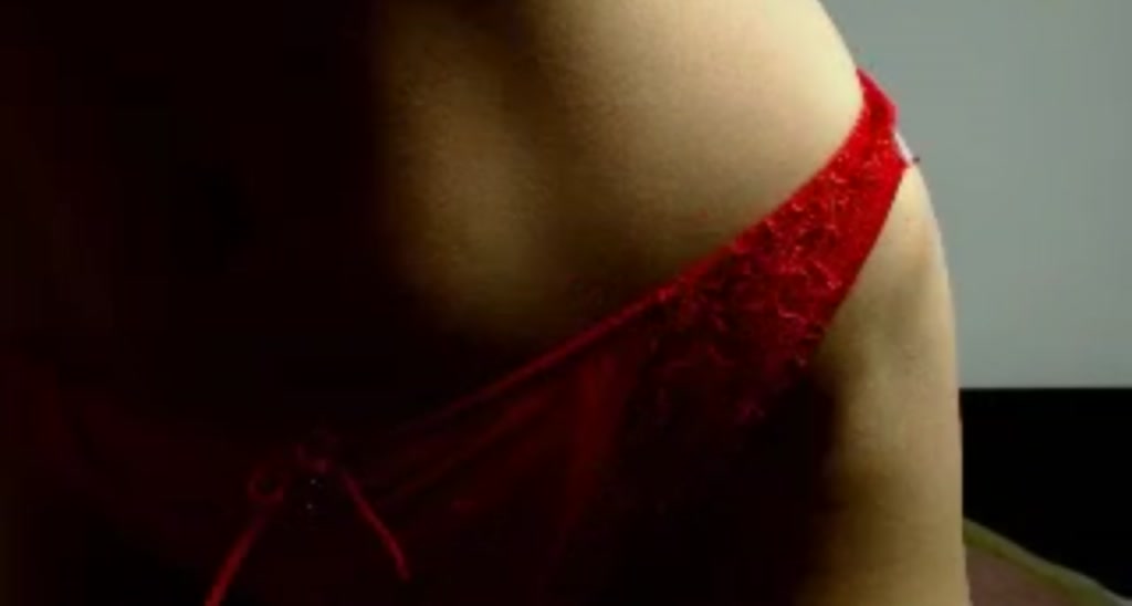 Holly_Min video thumbnail