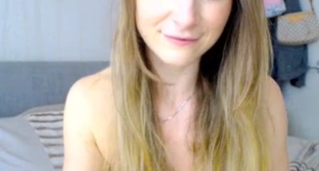 Sarah_Louise_ video thumbnail