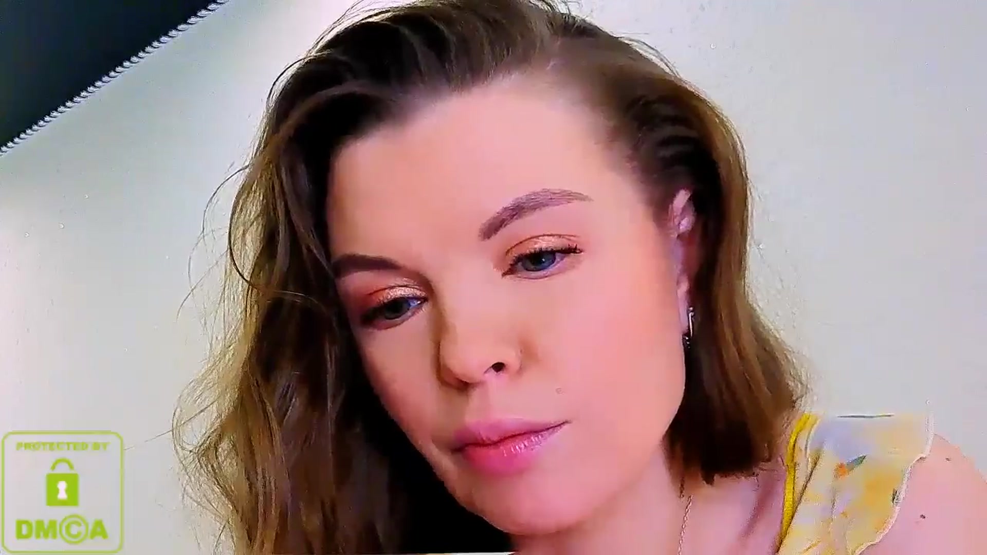 Vivia video thumbnail