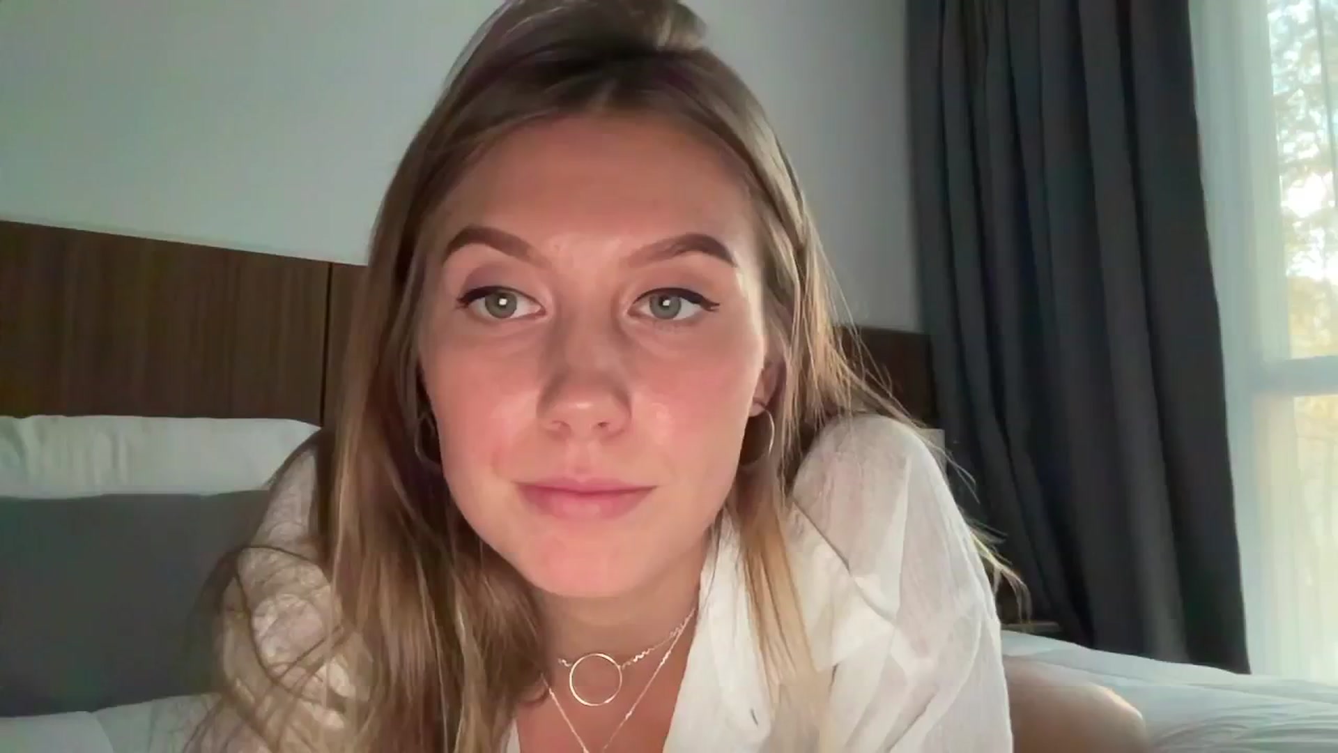 JasSurfGirl video thumbnail