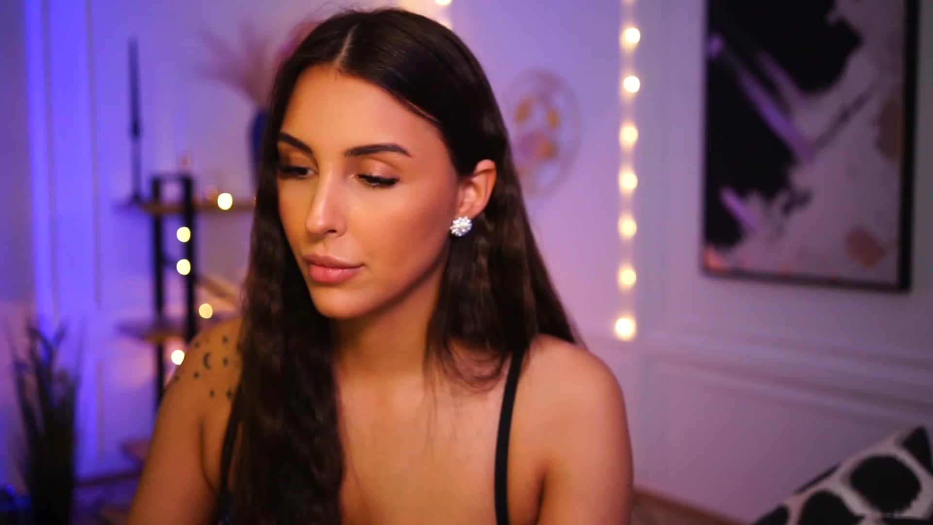 Lisamelow video thumbnail