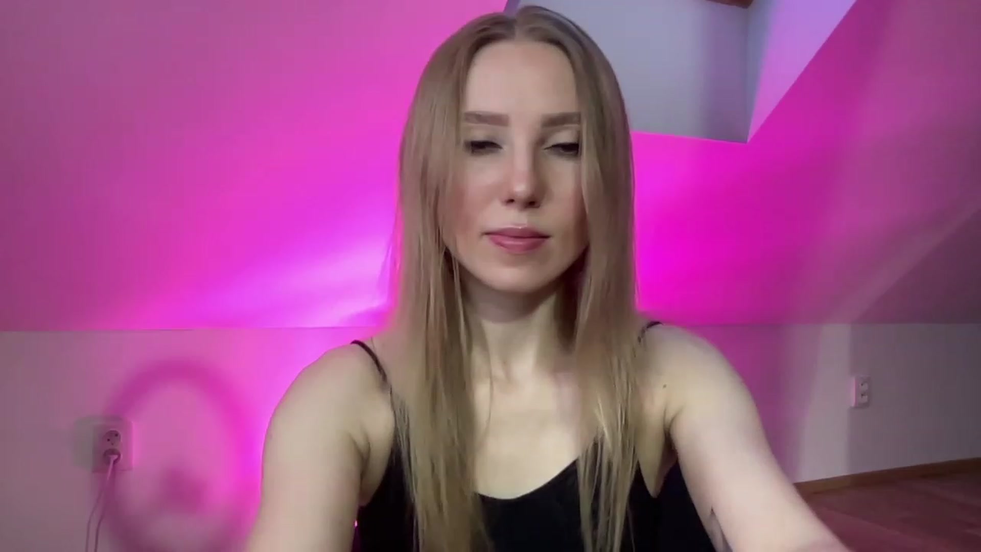 MagicElfie video thumbnail