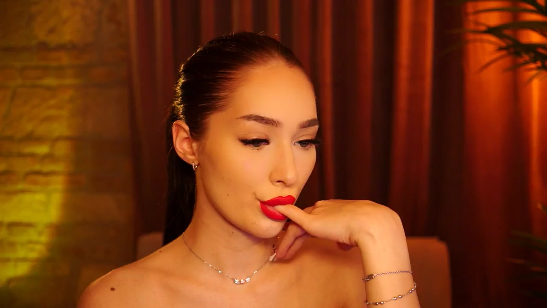 blackbee video thumbnail