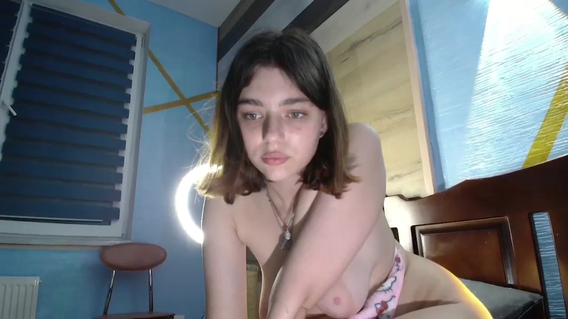 Hot_Weells video thumbnail