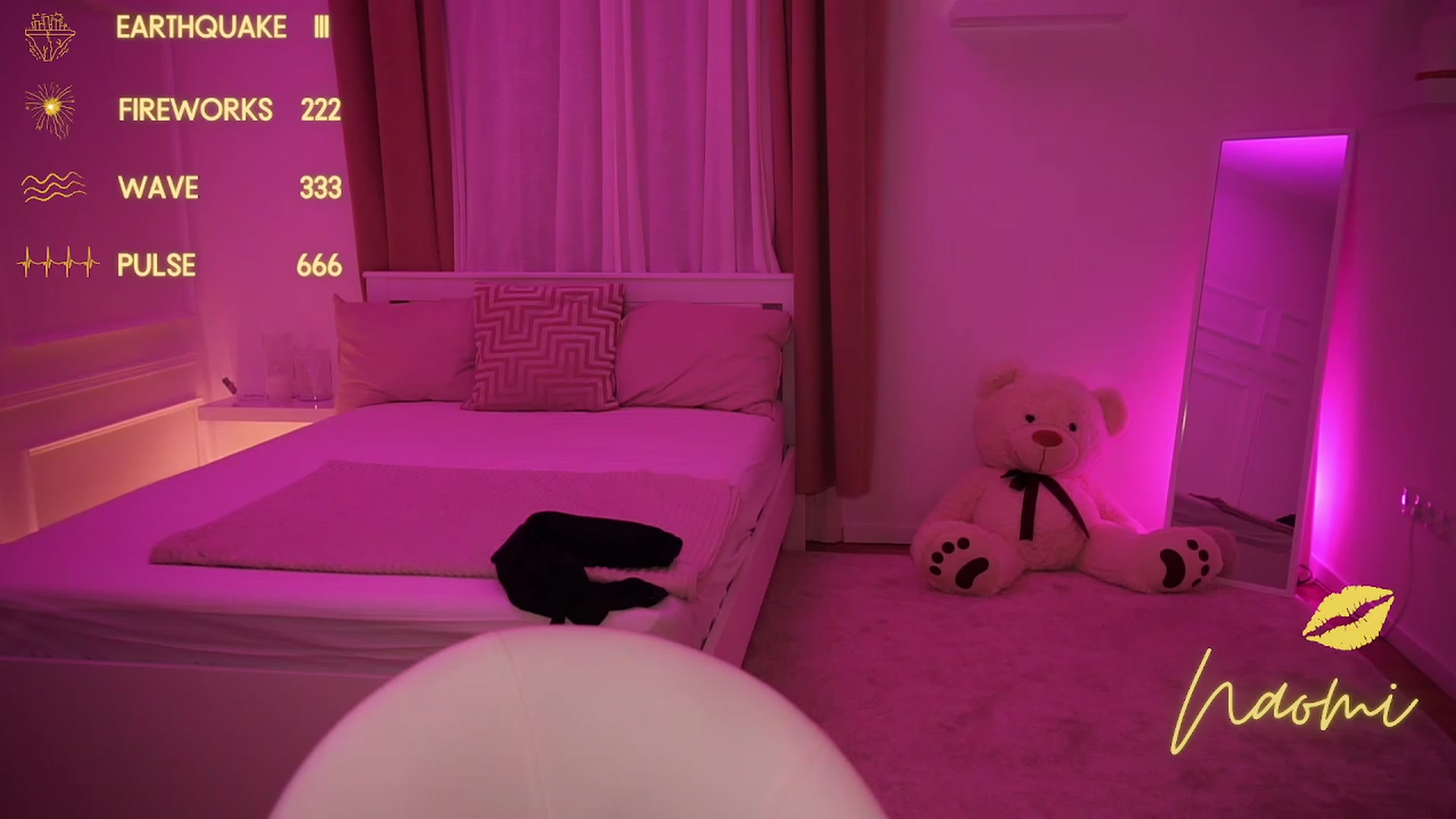 cinnabellee video thumbnail