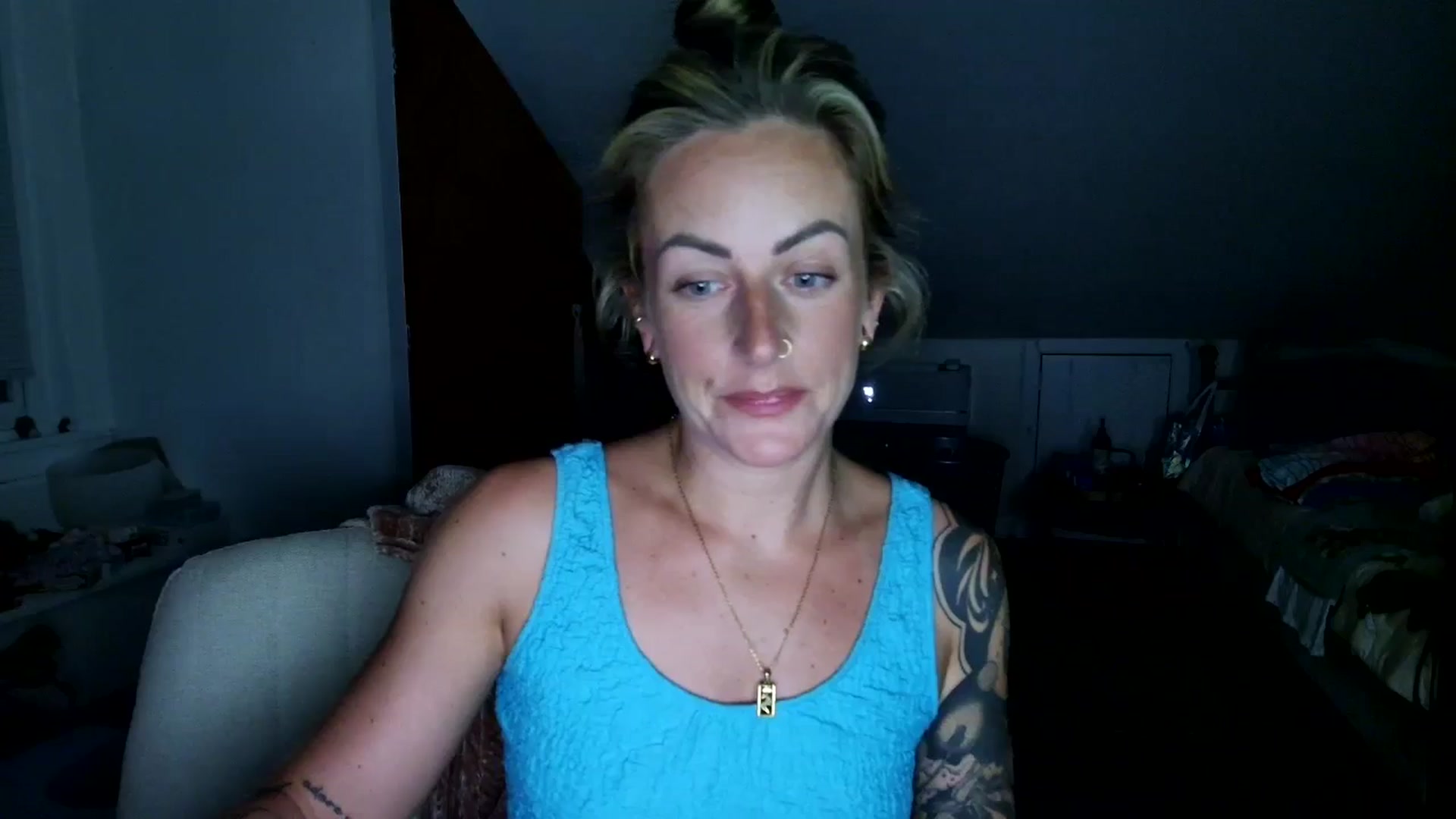 Lena_bee video thumbnail