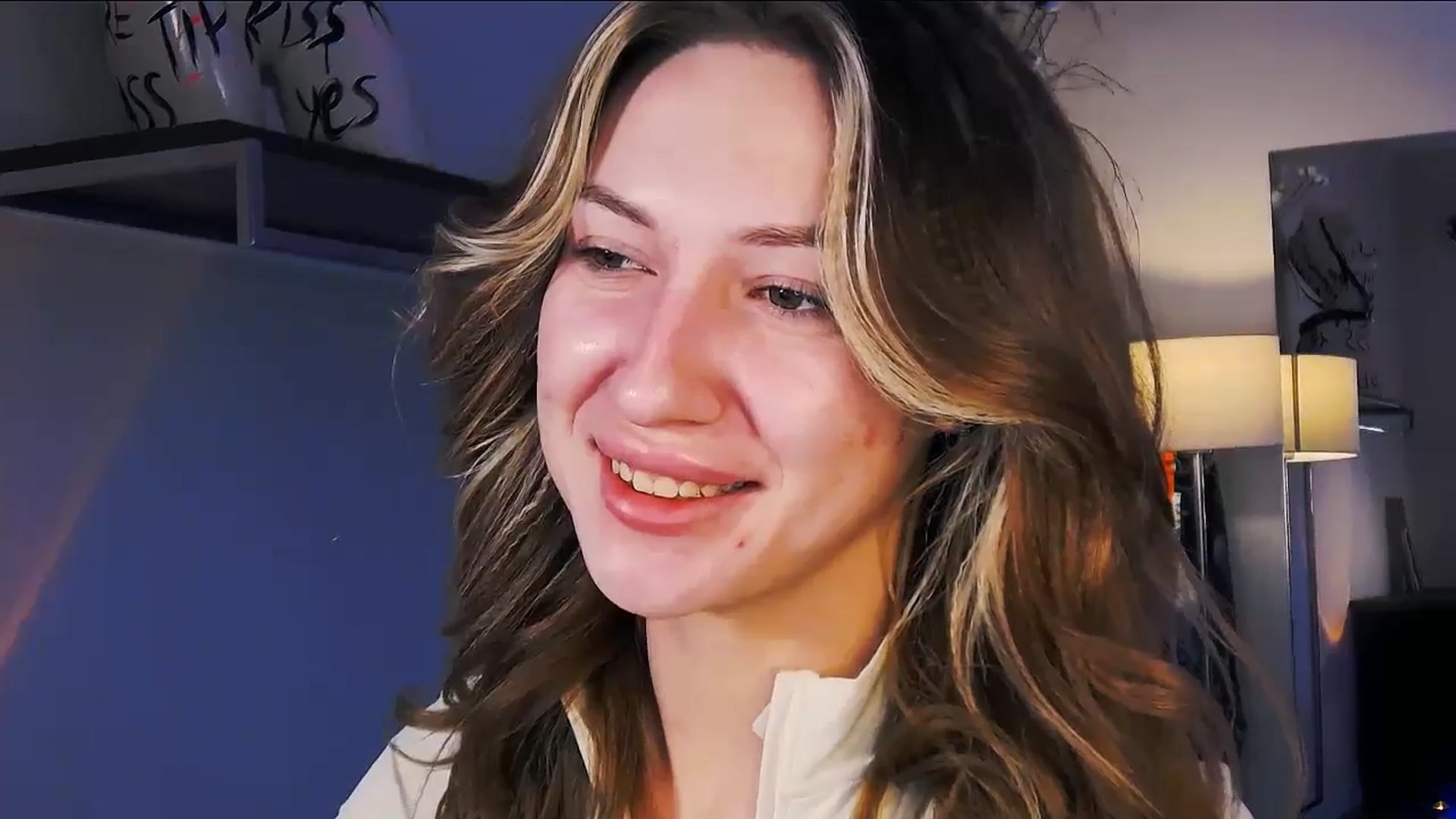 LovelyGin video thumbnail