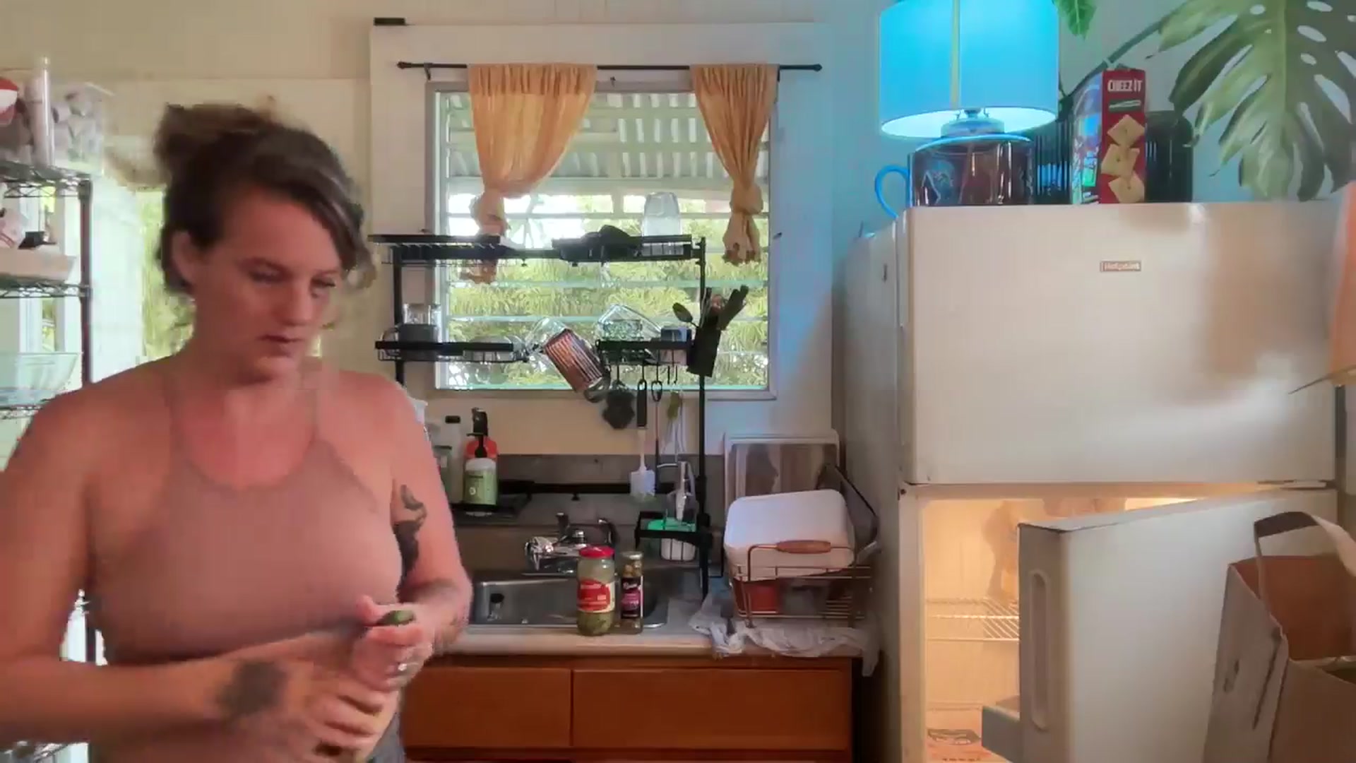 Ailia video thumbnail