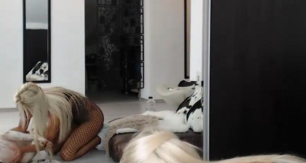 Allesia_ video thumbnail