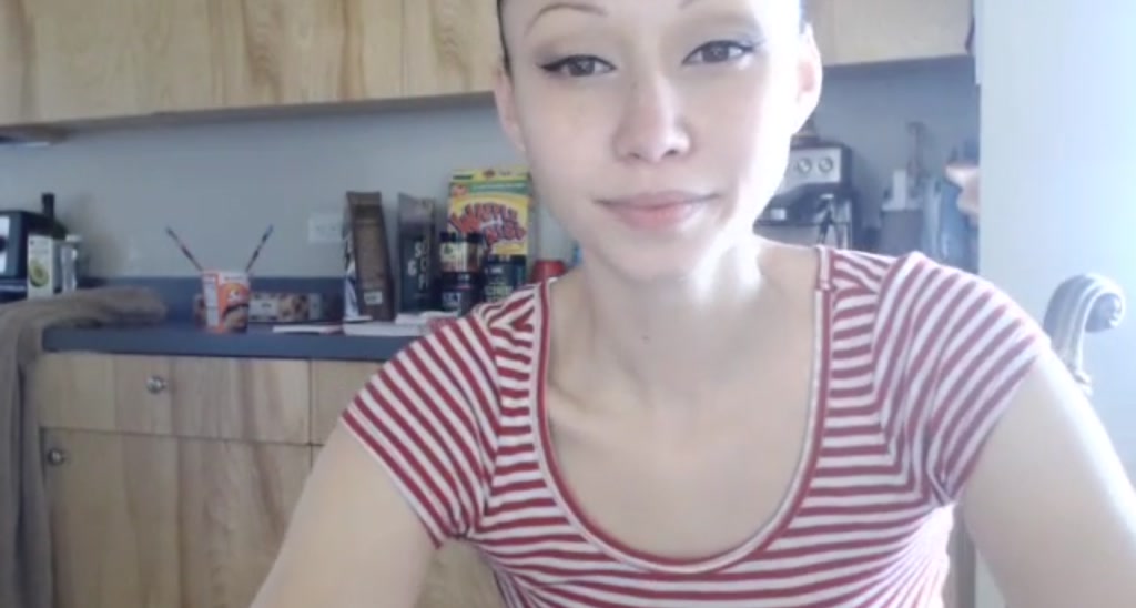 MiNNiE_B00M video thumbnail
