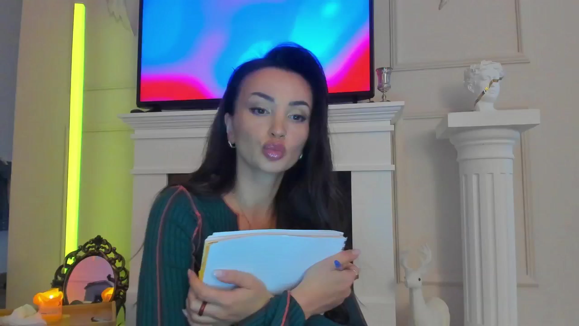 AlyssiaKENT1 video thumbnail