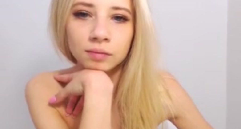 Molly_G video thumbnail
