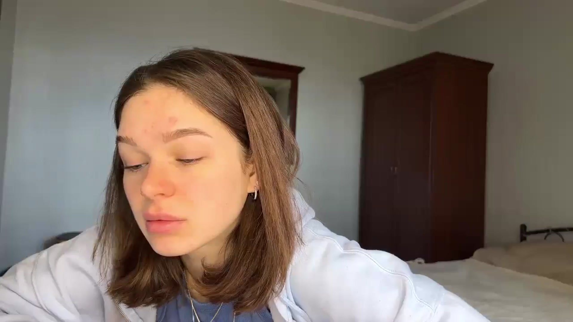 HeyAlisa video thumbnail