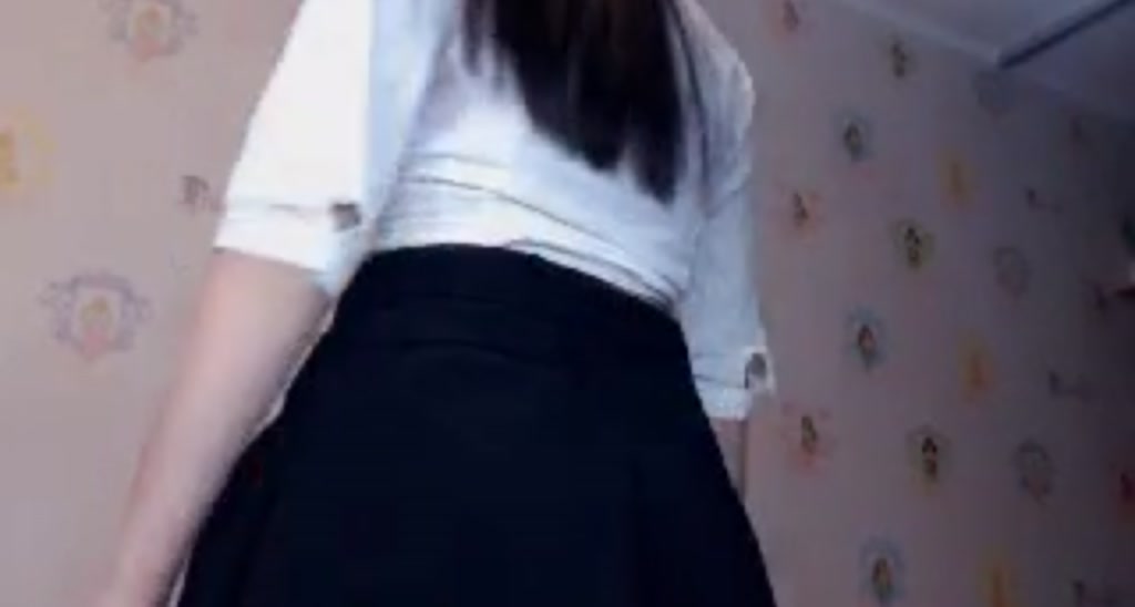 LeenaQ video thumbnail
