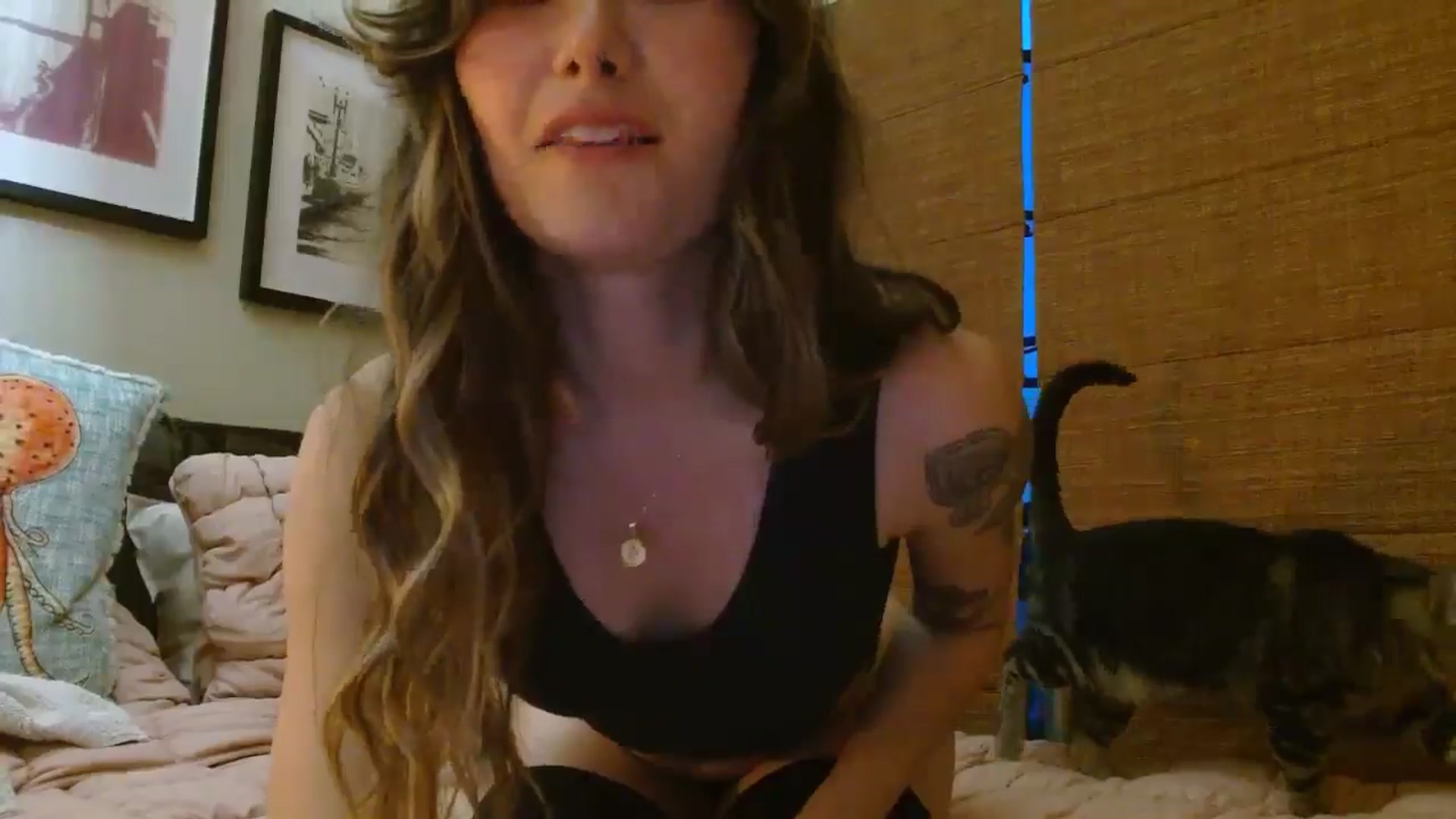 honey28 video thumbnail