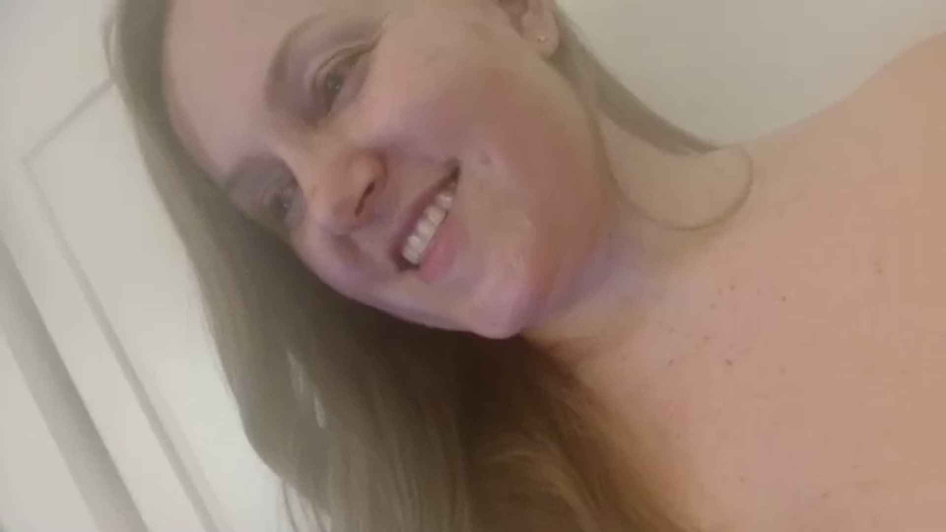 JustLily video thumbnail