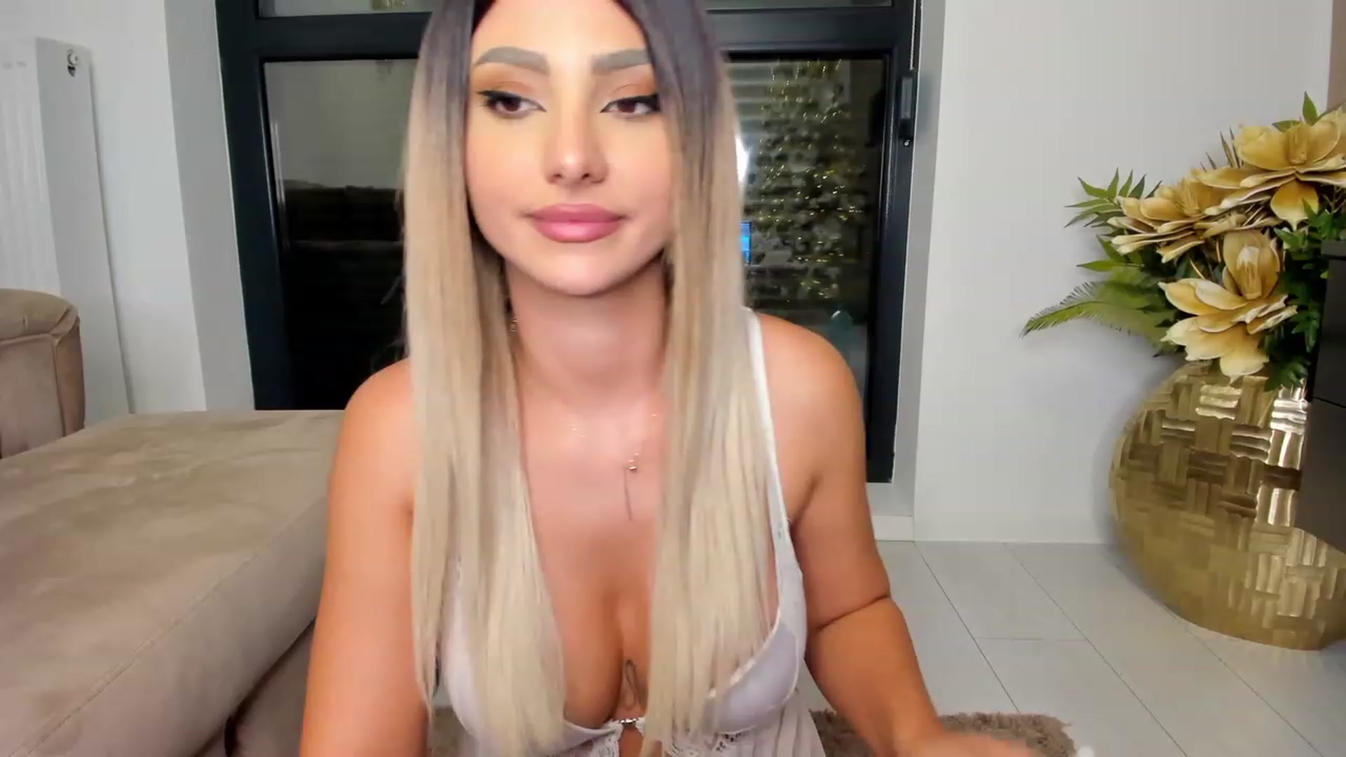 HONEY_A video thumbnail