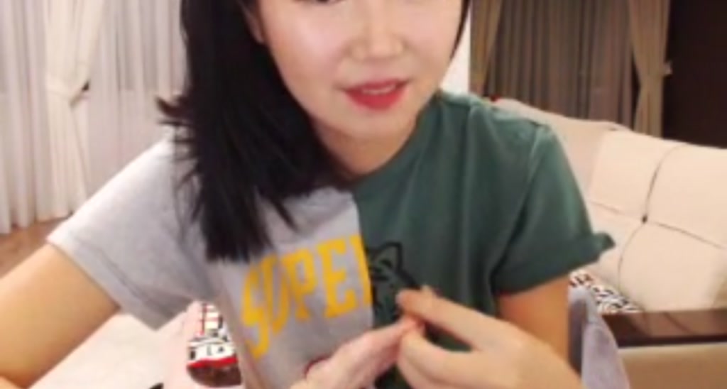 ItsMeMina video thumbnail