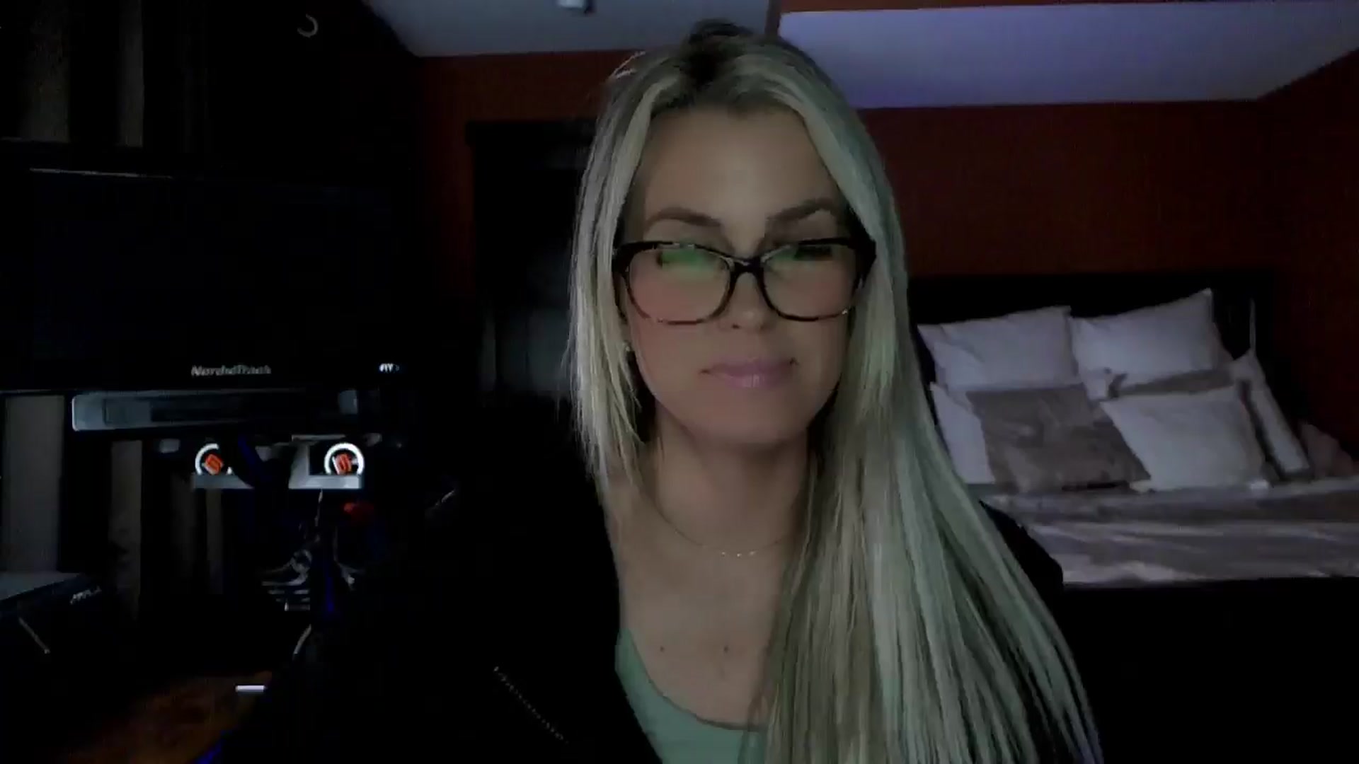 Cora9 video thumbnail
