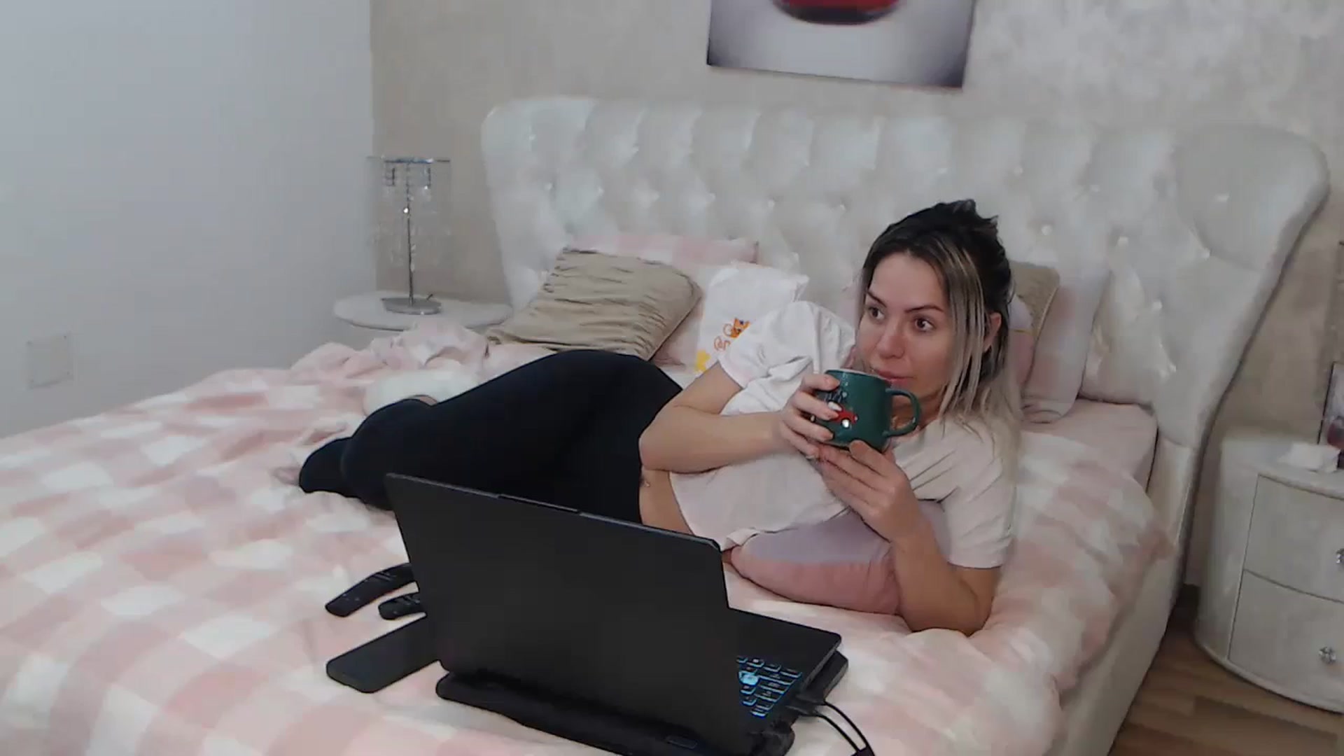 BlondeeFairy video thumbnail