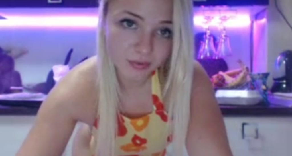Innocentdoll_ video thumbnail