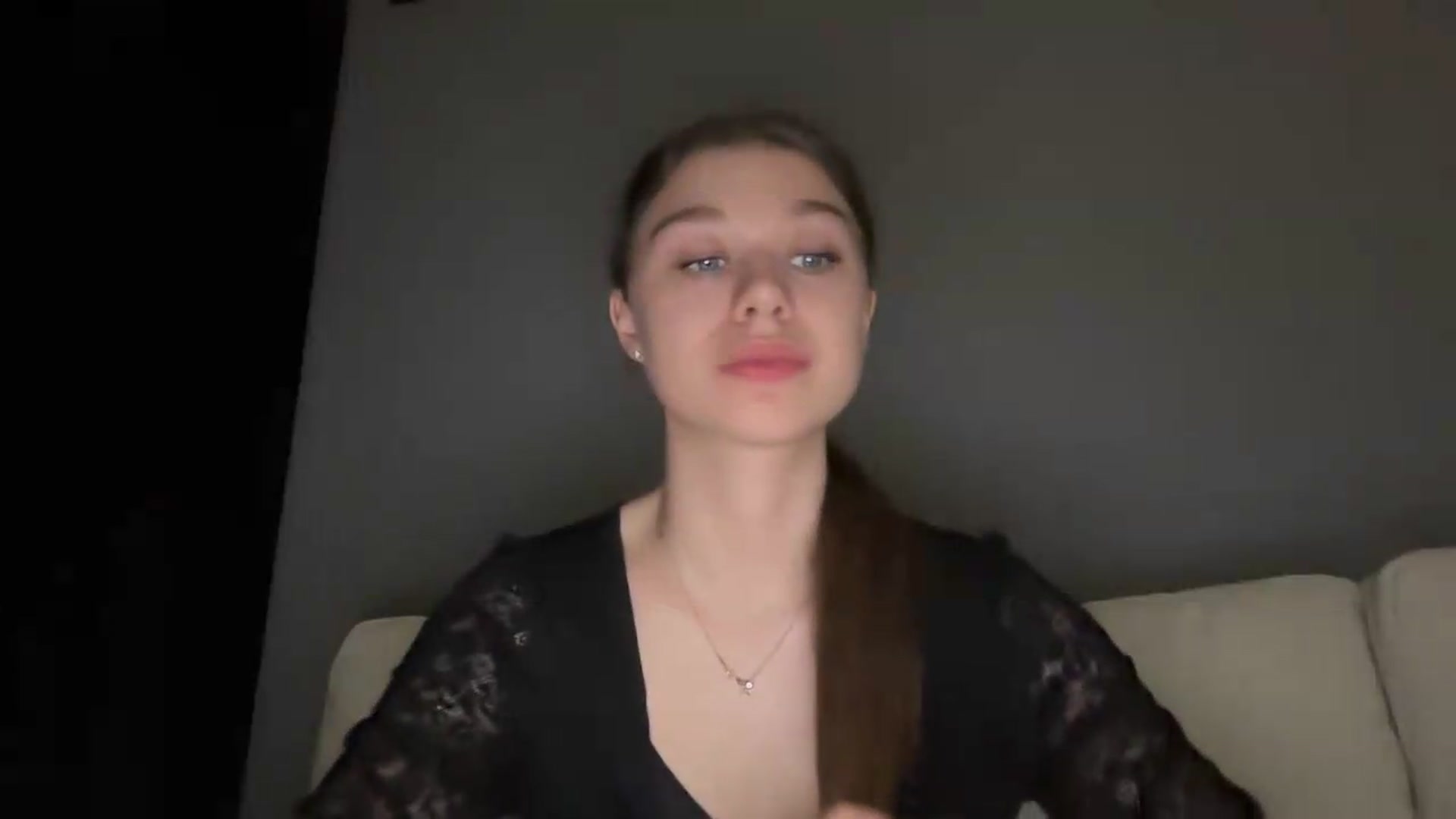 JewelReigns video thumbnail