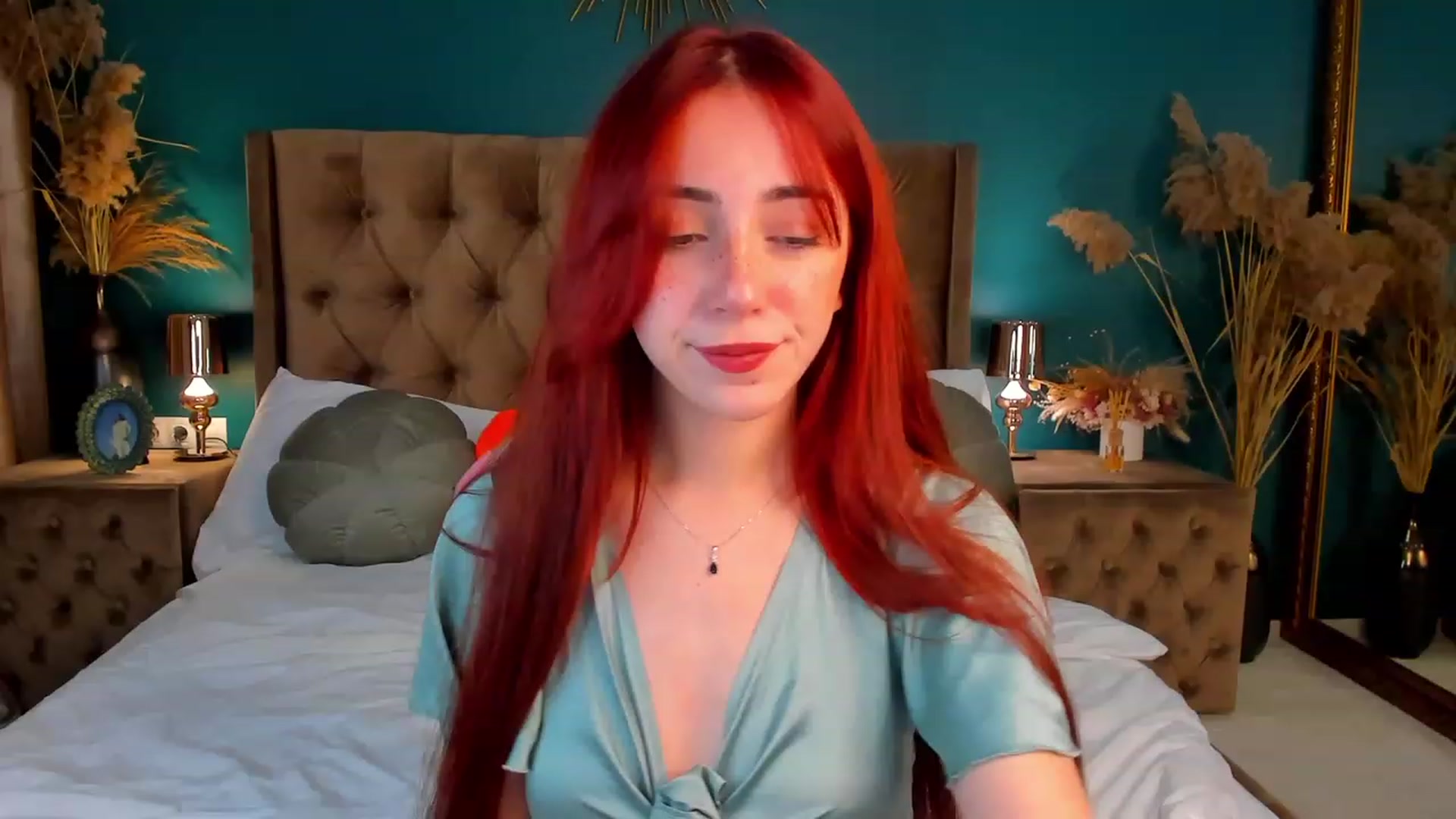 ElsaYoung video thumbnail