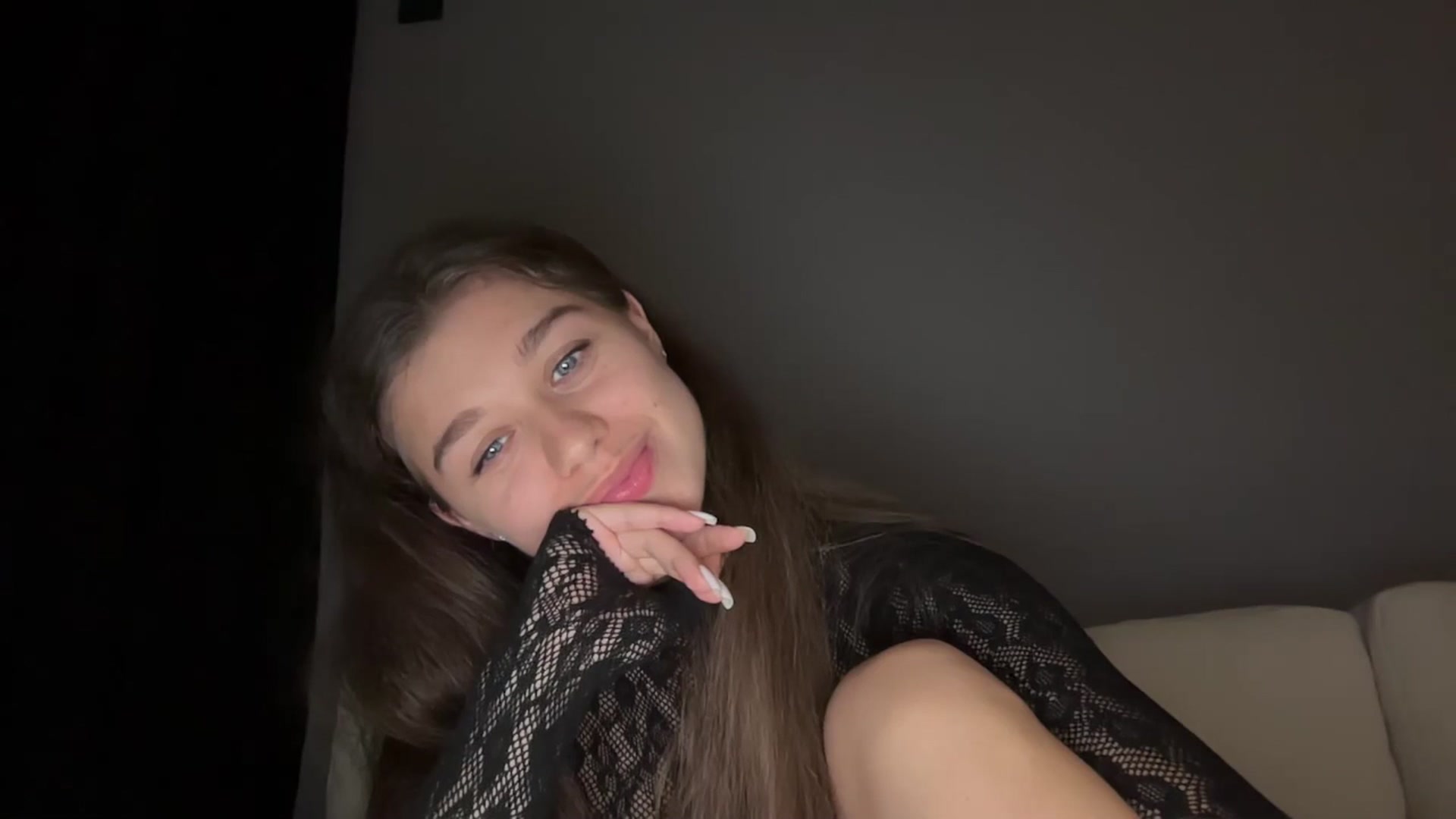 JewelReigns video thumbnail