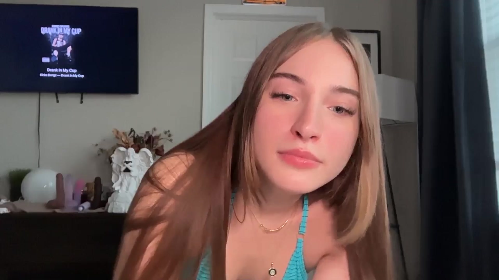 SarahRhyder video thumbnail