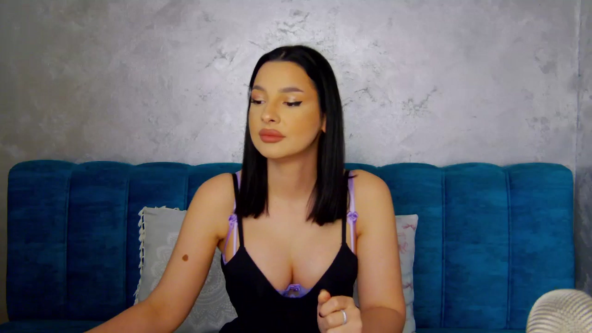 SexyLittleMe video thumbnail