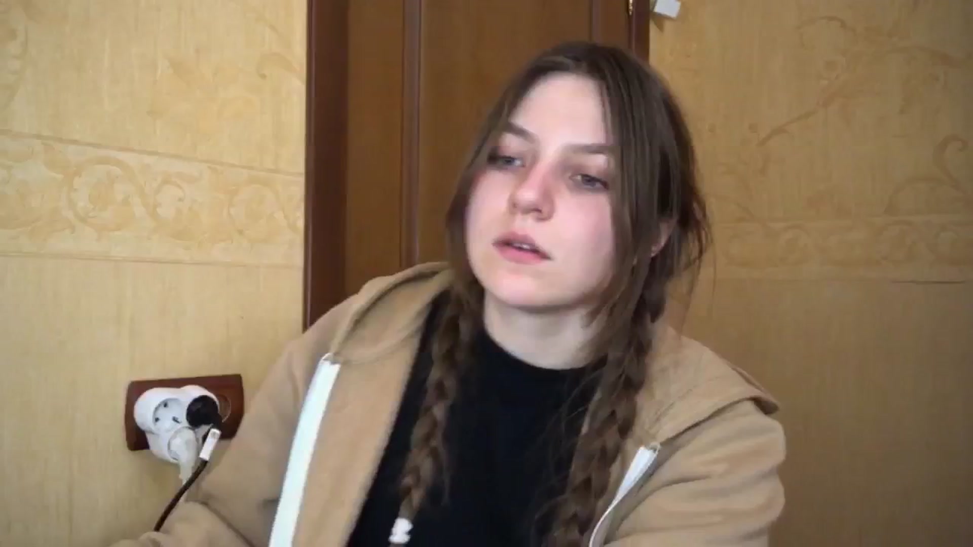 OliviEve video thumbnail