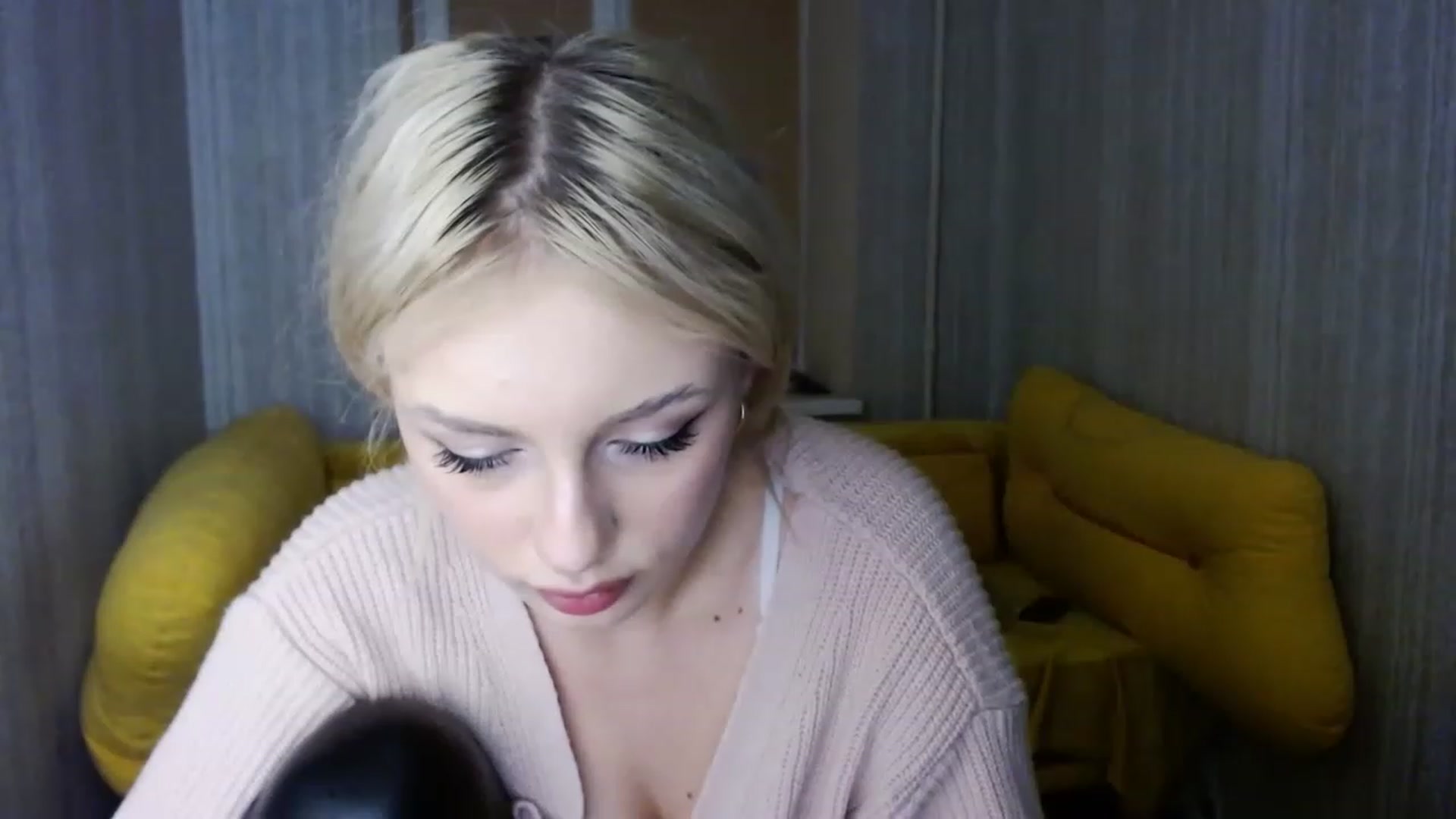 Ririma_xo video thumbnail