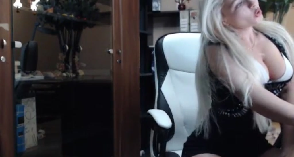 Innocentdoll_ video thumbnail