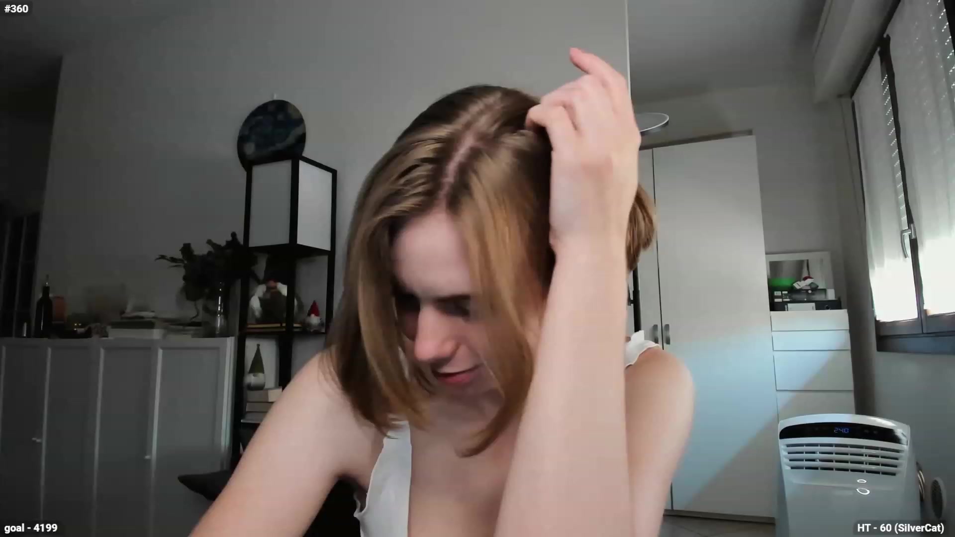 Personage video thumbnail