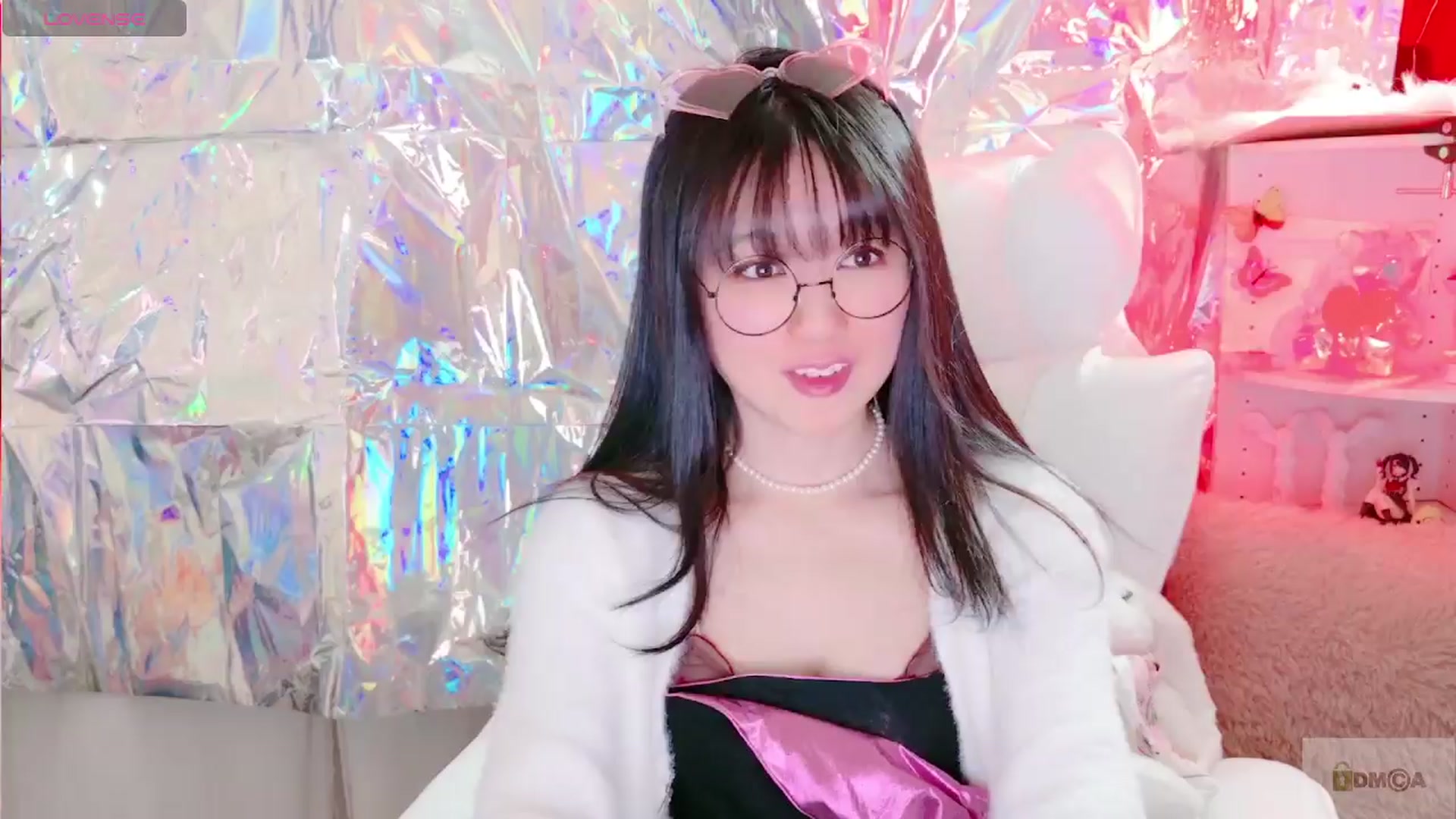 meows video thumbnail