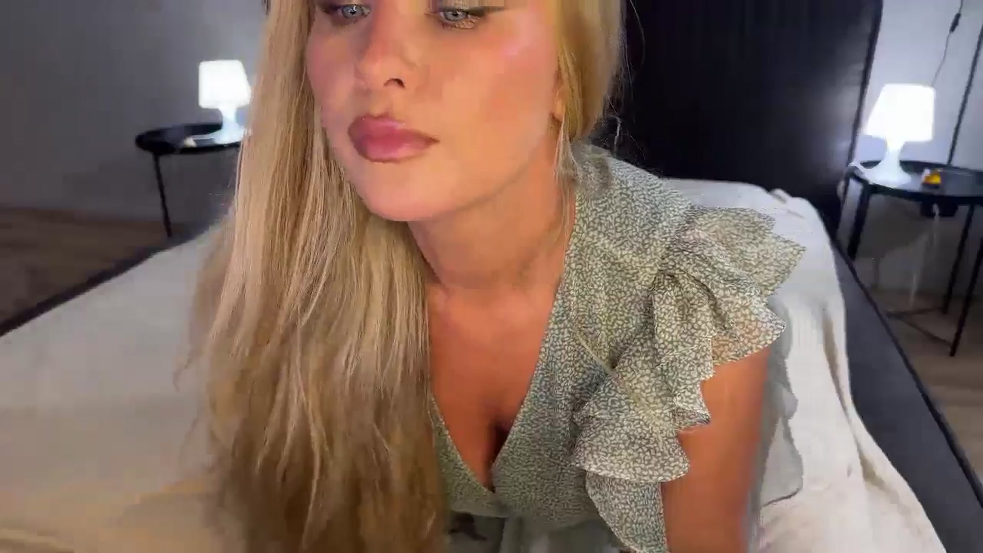 F_L_E_U_R video thumbnail
